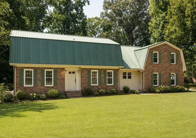 Photo 2 of Single family home for sale at 12 Hancock Rd, Fayetteville, TN 37334 | MLS# 3529280 | Listing updated on 2026-09-19