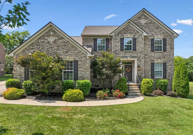 Photo 1 of Single family home for sale at 1053 Avery Tr Cir, Hendersonville, TN 37075 | MLS# 3530469 | Listing updated on 2026-09-13