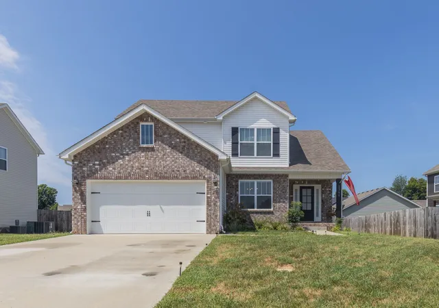 2nd image of 1368 Harmon Ln, Clarksville, TN 37042 | MLS# 3527923