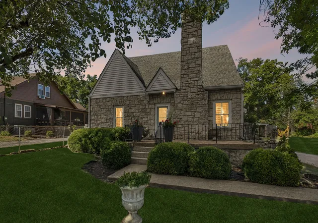 Photo 1 of Single family home for sale at 3100 River Dr, Nashville, TN 37218 | MLS# 3528041 | Listing updated on 2026-09-01