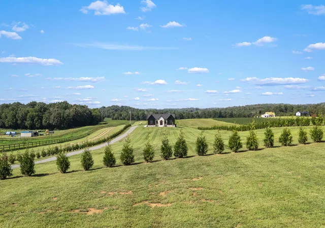 Photo 2 of Sale Pending at 6954 Shelbyville Rd, Morrison, TN 37357 | MLS# 3528007 | Listing updated on 2026-09-07