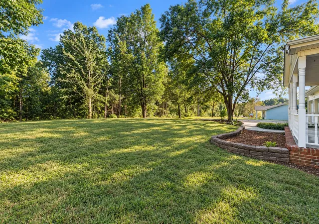 Photo 3 of Sale Pending at 4724 Village Rd, Cookeville, TN 38506 | MLS# 3592475 | Listing updated on 2026-09-21