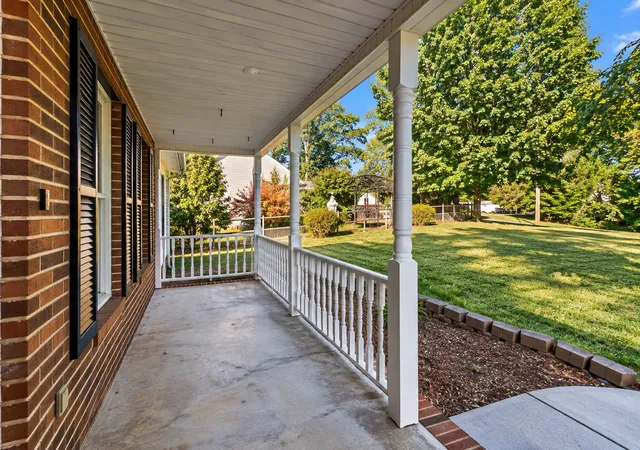 Photo 4 of Sale Pending at 4724 Village Rd, Cookeville, TN 38506 | MLS# 3592475 | Listing updated on 2026-09-21