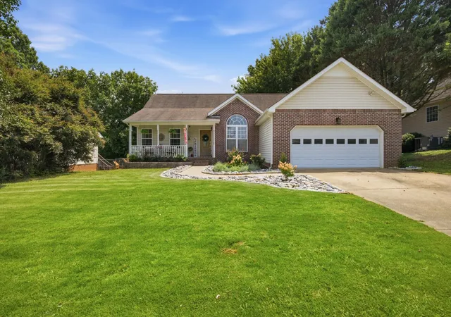 Photo 1 of Single family home for sale at 5773 Sarah Dr, Ooltewah, TN 37363 | MLS# 3527994 | Listing updated on 2026-10-06