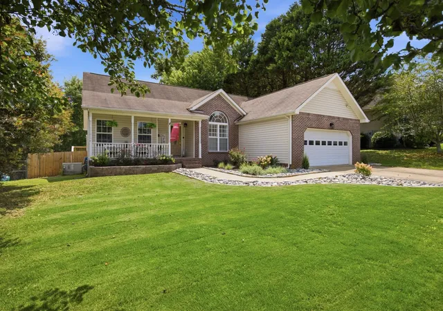 Photo 3 of Single family home for sale at 5773 Sarah Dr, Ooltewah, TN 37363 | MLS# 3527994 | Listing updated on 2026-10-06
