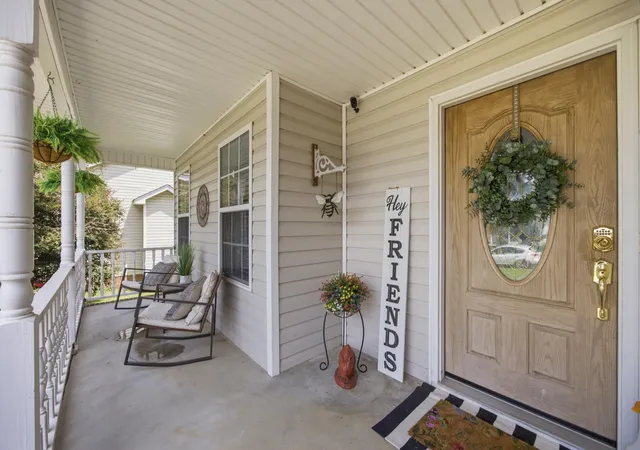 Photo 3 of Single family home for sale at 5773 Sarah Dr, Ooltewah, TN 37363 | MLS# 3527994 | Listing updated on 2026-10-06