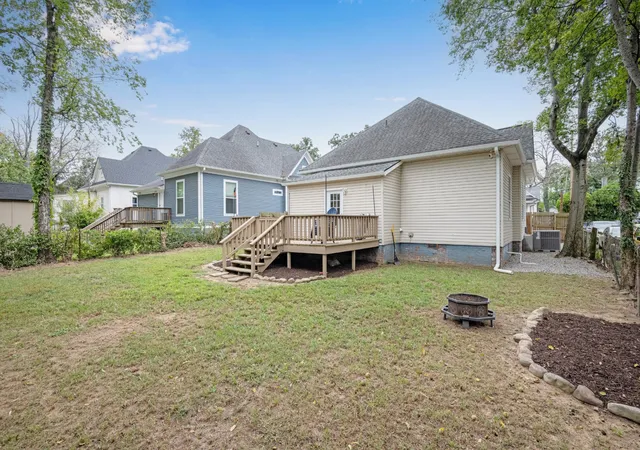 Photo 3 of Single family home for sale at 2011 E 13Th Street, Chattanooga, TN 37404 | MLS# 3527997 | Listing updated on 2026-10-22