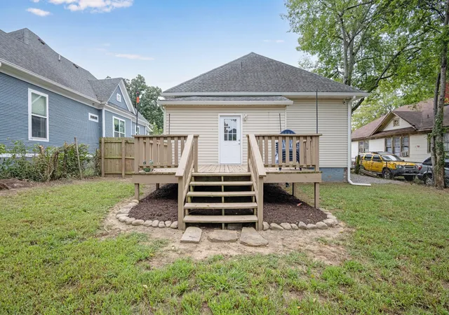 Photo 2 of Single family home for sale at 2011 E 13Th Street, Chattanooga, TN 37404 | MLS# 3527997 | Listing updated on 2026-09-14