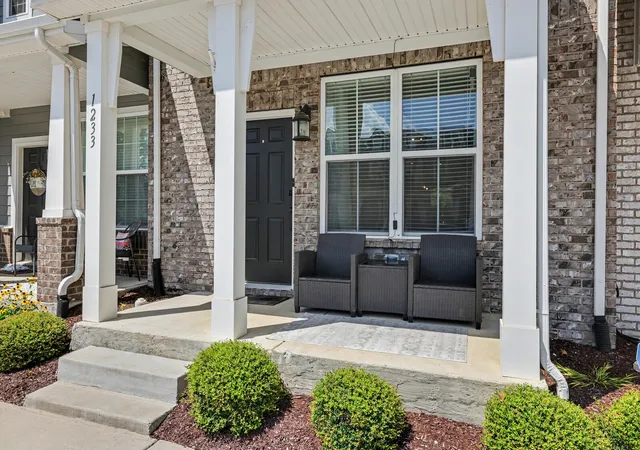 Photo 2 of Townhouse for sale at 1233 Hope Village Way, Hermitage, TN 37076 | MLS# 3531868 | Listing updated on 2026-09-04