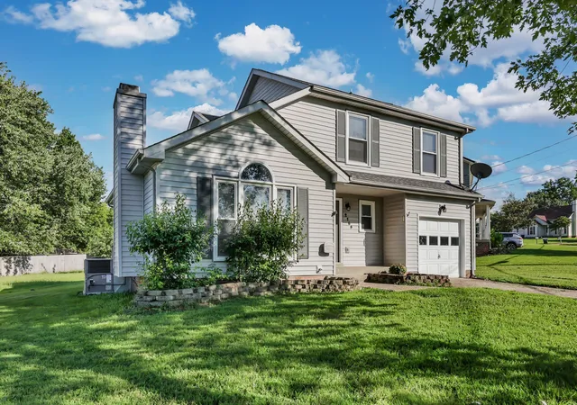 Photo 2 of Single family home for sale at 2169 Bauling Ln, Clarksville, TN 37040 | MLS# 3528858 | Listing updated on 2026-08-29