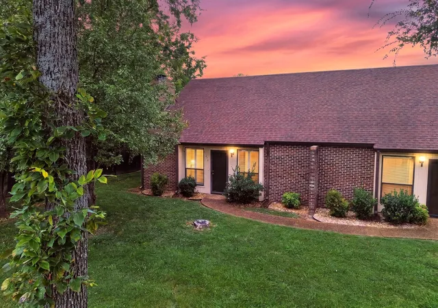 Photo 3 of Condo for sale at 416 Castlewood Ln, Lebanon, TN 37087 | MLS# 3528288 | Listing updated on 2026-09-16
