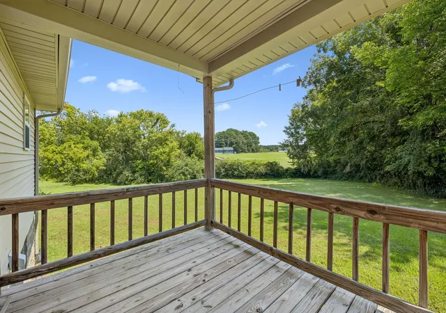 Photo 4 of Single family home for sale at 362 Oak St, Big Sandy, TN 38221 | MLS# 3528552 | Listing updated on 2026-09-29
