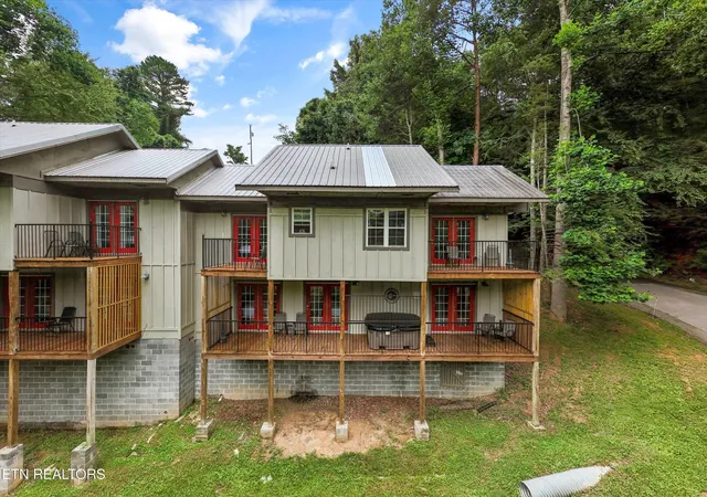 Photo 3 of Single family home for sale at 516 Proffitt Rd #1, Gatlinburg, TN 37738 | MLS# 3528184 | Listing updated on 2026-08-28