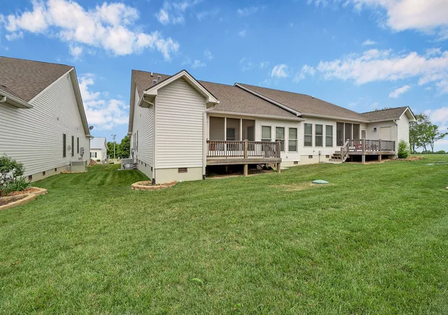 Photo 4 of Single family home for sale at 384 Woodgate Dr, Crossville, TN 38571 | MLS# 3528271 | Listing updated on 2026-09-01