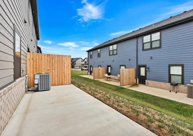 24th image of 1305 Jonathan Wade Circle, Clarksville, TN 37043 | MLS# 3528280