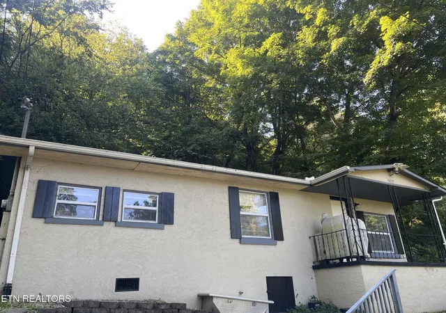 1st image of 4625 Carver Rd, Knoxville, TN 37918 | MLS# 3528259