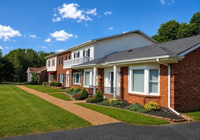 Photo 2 of Condo for sale at 1137 Madison St #7, Clarksville, TN 37040 | MLS# 3528795 | Listing updated on 2026-09-19