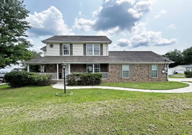 Photo 3 of Single family home for sale at 305 Wildwood Dr, Smyrna, TN 37167 | MLS# 3528490 | Listing updated on 2026-09-13