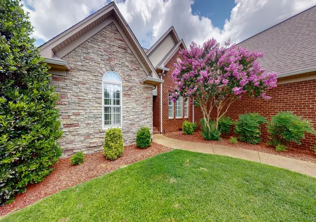 Photo 3 of Single family home for sale at 1007 Briarwood Dr, Cottontown, TN 37048 | MLS# 3528303 | Listing updated on 2026-09-06