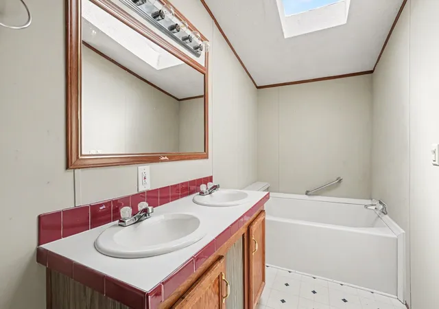 Photo 4 of Manufactured home for sale at 97 Claude Fox Rd, Lafayette, TN 37083 | MLS# 3530718 | Listing updated on 2026-10-08