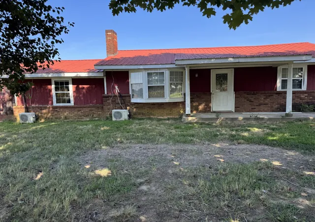 Photo 1 of Single family home for sale at 204 Nubia Rd, Westmoreland, TN 37186 | MLS# 3528742 | Listing updated on 2026-09-13