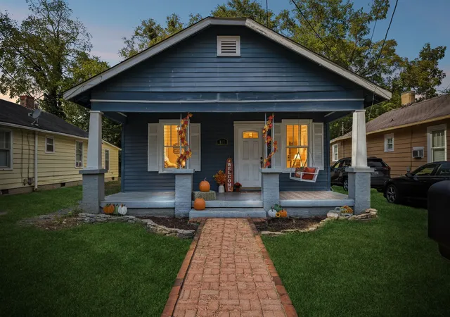 Photo 1 of Single family home for sale at 817 E Vine St, Murfreesboro, TN 37130 | MLS# 3542085 | Listing updated on 2026-09-21