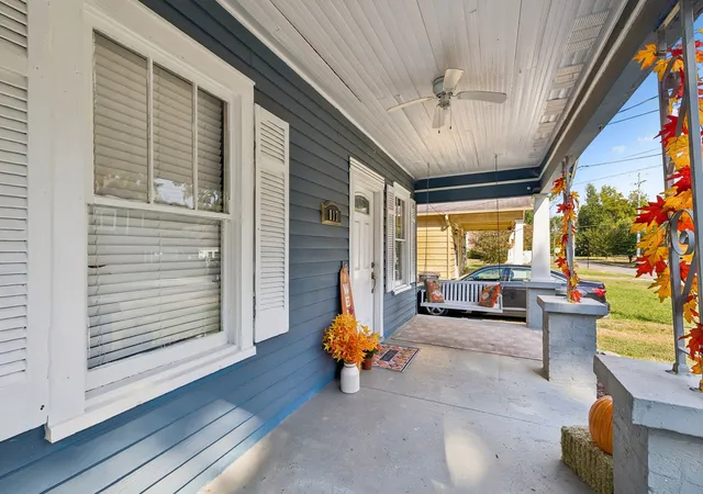 Photo 4 of Single family home for sale at 817 E Vine St, Murfreesboro, TN 37130 | MLS# 3542085 | Listing updated on 2026-09-21