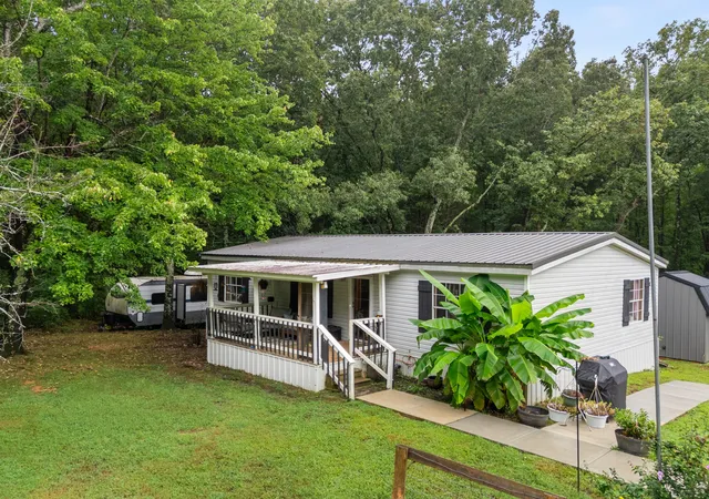 Photo 1 of Sale Pending at 1230 Maytown Rd, Huntingdon, TN 38344 | MLS# 3528509 | Listing updated on 2026-09-03