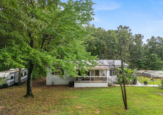 Photo 2 of Sale Pending at 1230 Maytown Rd, Huntingdon, TN 38344 | MLS# 3528509 | Listing updated on 2026-09-03