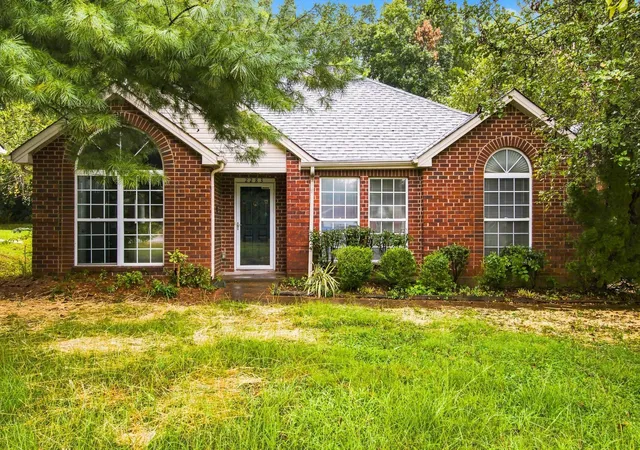 Photo 2 of Single family home for sale at 2283 Joann Dr, Spring Hill, TN 37174 | MLS# 3528485 | Listing updated on 2026-08-28