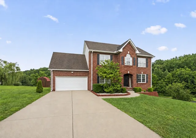 Photo 1 of Single family home for sale at 160 Lena Loop, Burns, TN 37029 | MLS# 3528481 | Listing updated on 2026-08-31