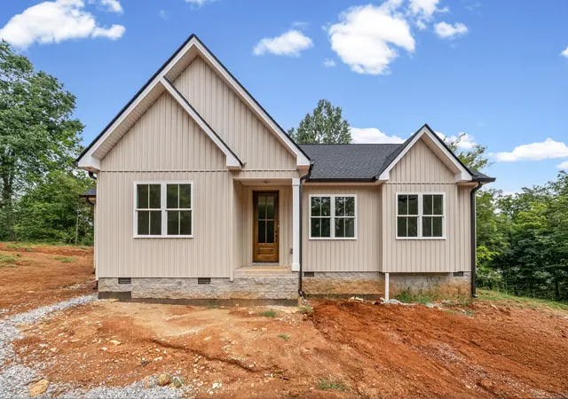 Photo 1 of Single family home for sale at 202 Wallace St, Cumberland City, TN 37050 | MLS# 3528502 | Listing updated on 2026-08-28