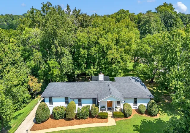Photo 3 of Single family home for sale at 608 Hill Rd, Brentwood, TN 37027 | MLS# 3528489 | Listing updated on 2026-08-28