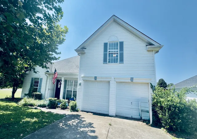 Single family home for sale at 125 Megan St, Spring Hill, TN 37174 | MLS# 3530687