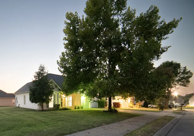 Photo 3 of Single family home for sale at 125 Megan St, Spring Hill, TN 37174 | MLS# 3530687 | Listing updated on 2026-10-10