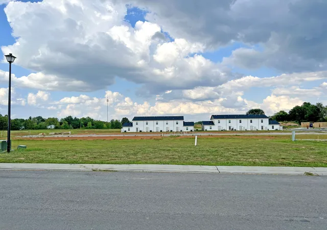 Photo 1 of Land for sale at 0 Easton Street, Franklin, KY 42134 | MLS# 3528531 | Listing updated on 2026-08-28