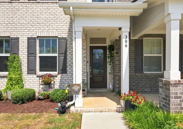 Photo 2 of Townhouse for sale at 306 Lydia Dr, Murfreesboro, TN 37128 | MLS# 3528620 | Listing updated on 2026-09-05