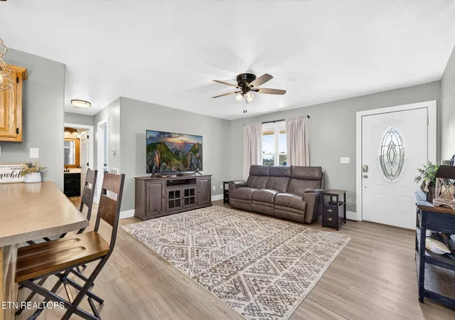Photo 3 of Single family home for sale at 212 Bayberry Dr, Crossville, TN 38555 | MLS# 3528542 | Listing updated on 2026-08-28