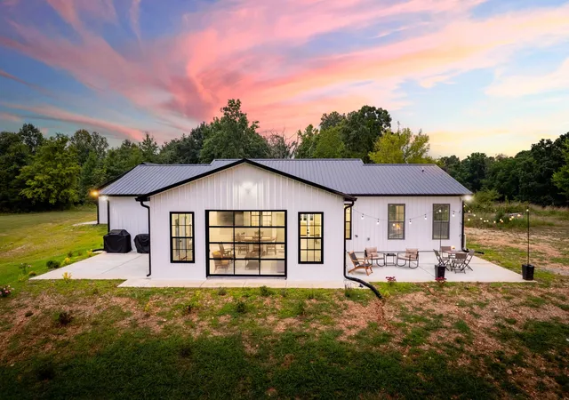 Photo 1 of Single family home for sale at 2049 Conatser Rd, Cunningham, TN 37052 | MLS# 3531249 | Listing updated on 2026-09-06