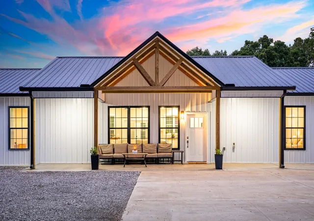 Photo 2 of Single family home for sale at 2049 Conatser Rd, Cunningham, TN 37052 | MLS# 3531249 | Listing updated on 2026-09-06