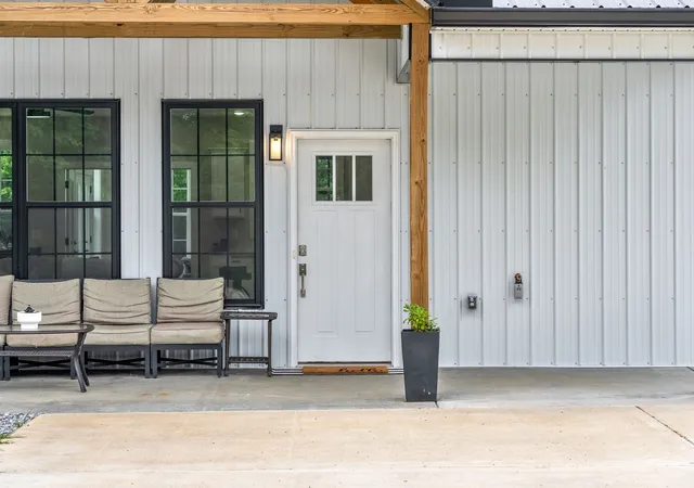 Photo 3 of Single family home for sale at 2049 Conatser Rd, Cunningham, TN 37052 | MLS# 3531249 | Listing updated on 2026-09-06
