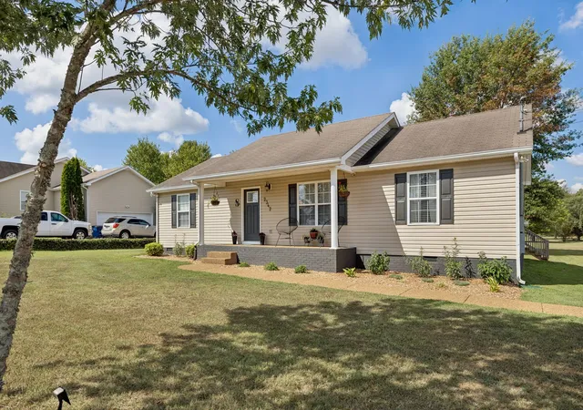 Photo 2 of Single family home for sale at 2342 Feedmill Rd, Chapel Hill, TN 37034 | MLS# 3531771 | Listing updated on 2026-10-02