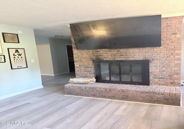 Photo 4 of Single family home for sale at 1107 Smyth Street, New Tazewell, TN 37825 | MLS# 3528602 | Listing updated on 2026-10-06