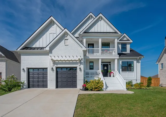 Photo 1 of Single family home for sale at 1071 Oakhall Dr, Mount Juliet, TN 37122 | MLS# 3603186 | Listing updated on 2026-10-03