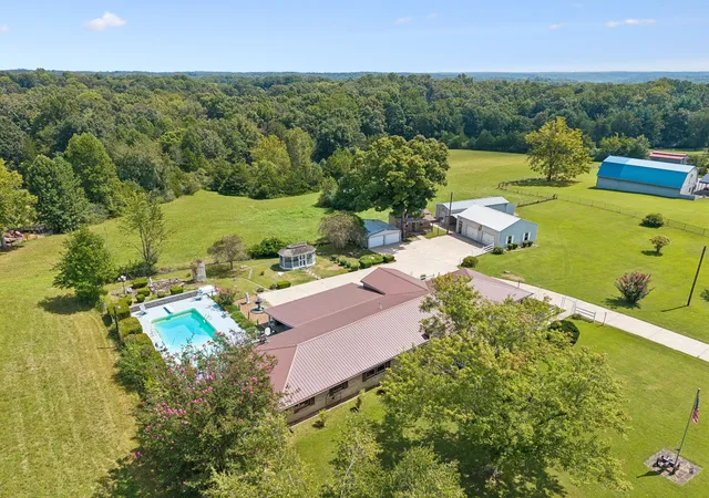 Photo 2 of Single family home for sale at 1310 Bakers Work Rd, Burns, TN 37029 | MLS# 3528897 | Listing updated on 2026-10-07