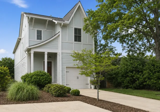 Photo 1 of Single family home for sale at 4207a Lone Oak Rd, Nashville, TN 37215 | MLS# 3529066 | Listing updated on 2026-09-01