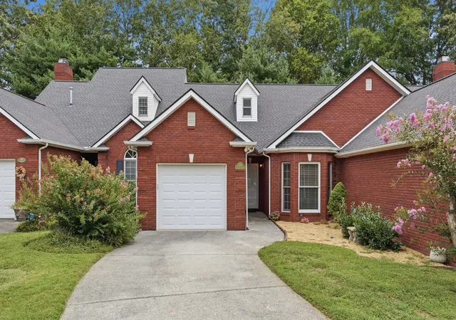 Photo 1 of Condo for sale at 143 Hickory Ct, Mc Minnville, TN 37110 | MLS# 3529740 | Listing updated on 2026-09-02