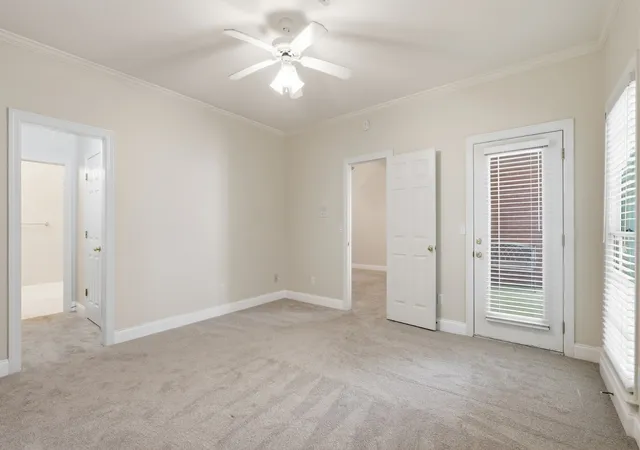 Listing Photo 4 - Condo for sale in building located at 143 Hickory Ct, McMinnville, TN 37110
