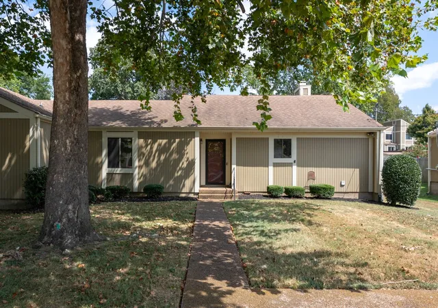 Townhouse for sale at 852 Todd Preis Dr, Nashville, TN 37221 | MLS# 3546505
