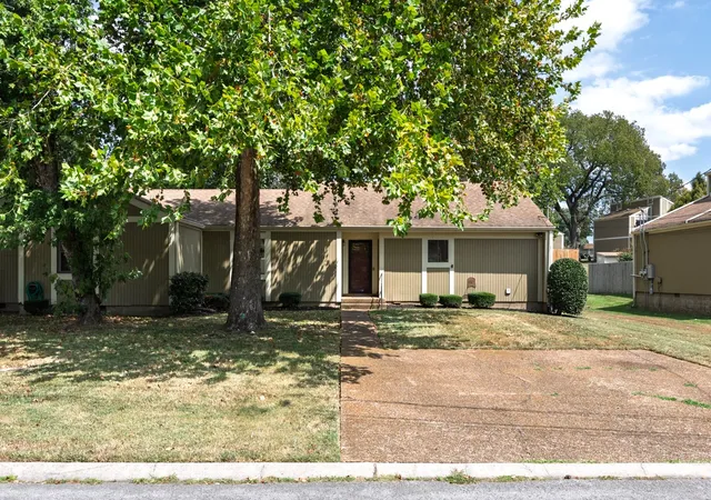 Photo 1 of Townhouse for sale at 852 Todd Preis Dr, Nashville, TN 37221 | MLS# 3546505 | Listing updated on 2026-09-19